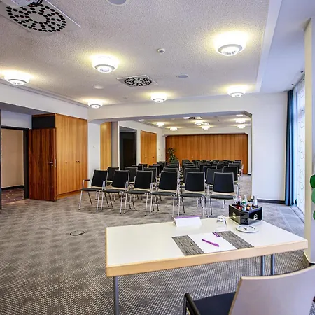 Mercure Dresden Elbland 4*