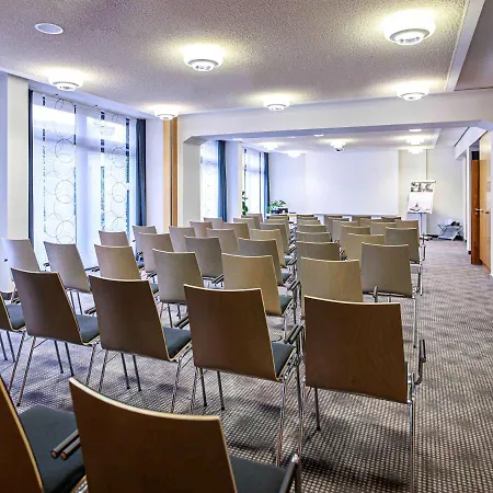 Hotel Mercure Dresden Elbland 4*