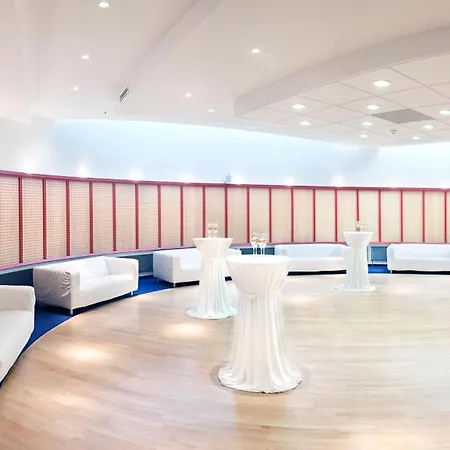 Szálloda Mercure Dresden Elbland