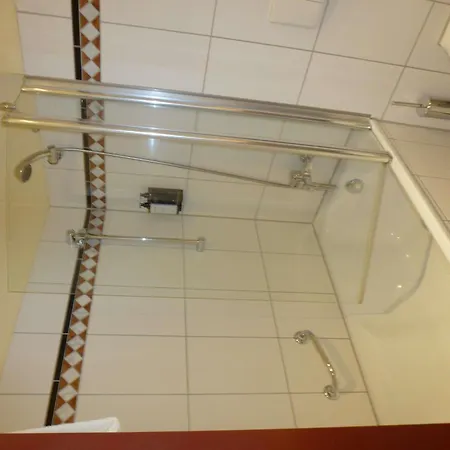 Hotel Mercure Dresden Elbland 4*