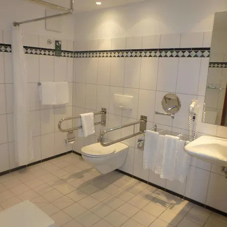 Mercure Dresden Elbland 4*
