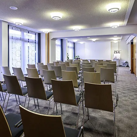 מלון Mercure Dresden Elbland ריזה