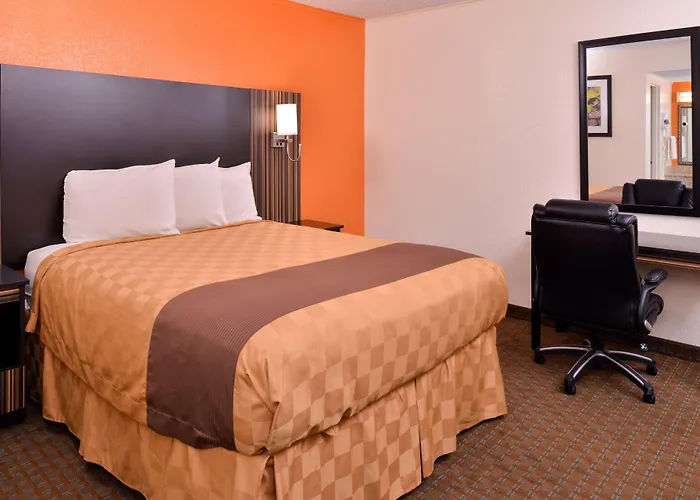 Mercure Dresden Elbland מלון 4*