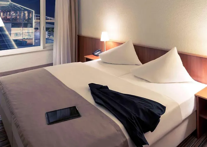 Mercure Dresden Elbland מלון