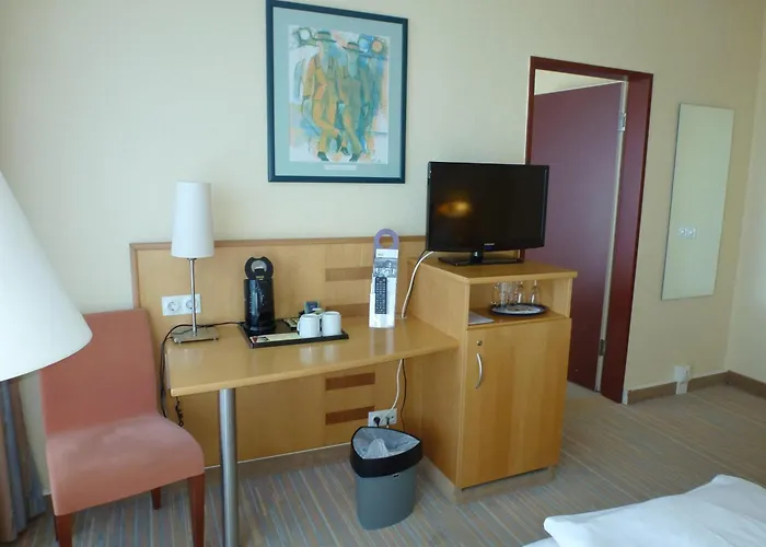 Mercure Dresden Elbland מלון