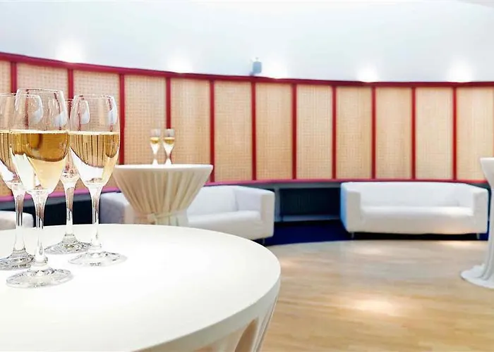 Mercure Dresden Elbland 4* ריזה